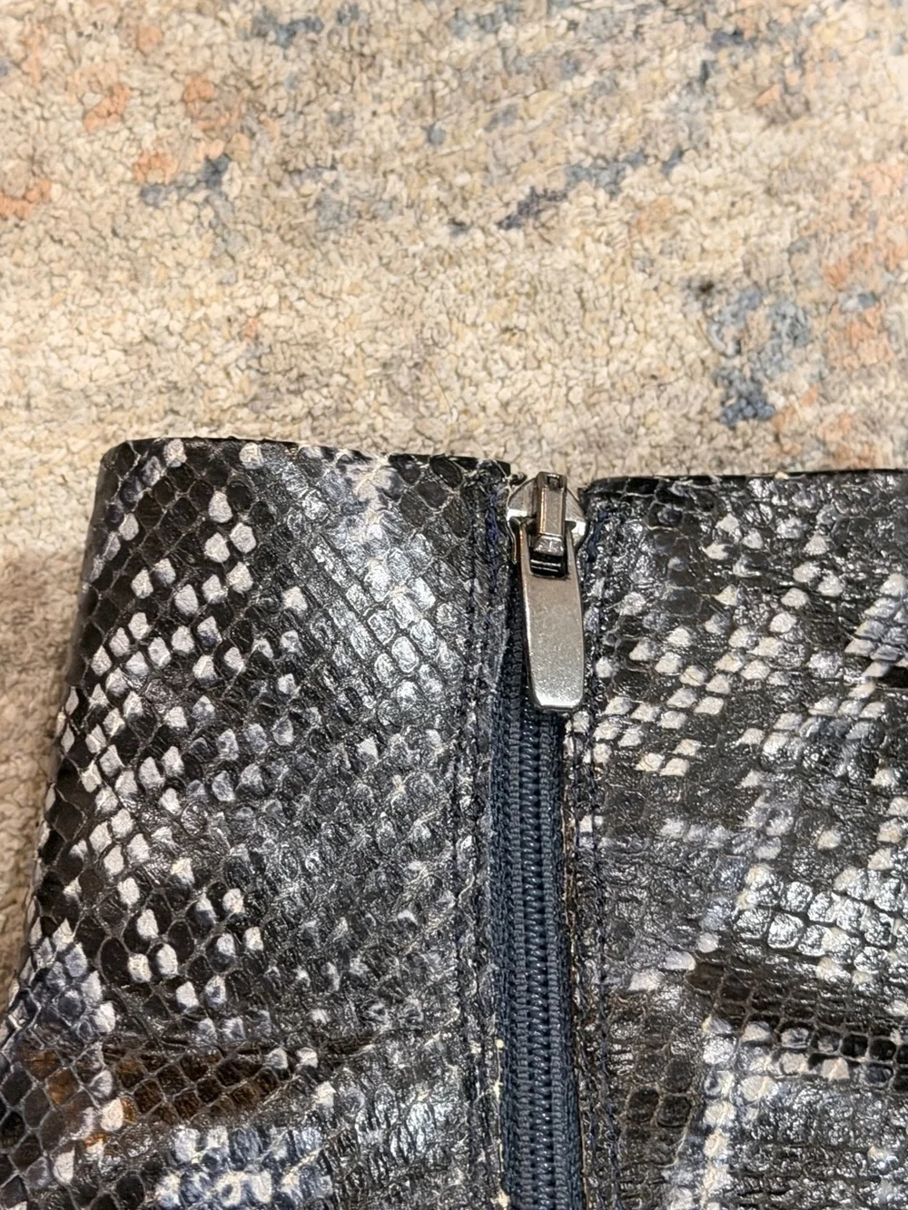 Ecco stylish black